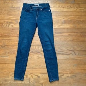 The Authentic Stretch Mid-Rise Skinny from Everlane